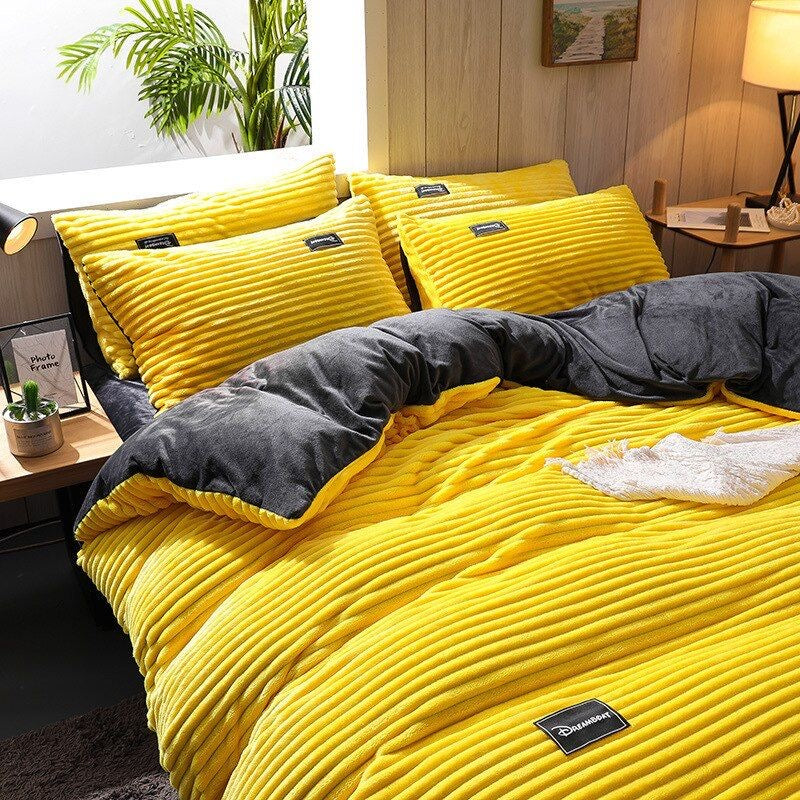 Double-Sided Coral Velvet Duvet Set (4pcs)